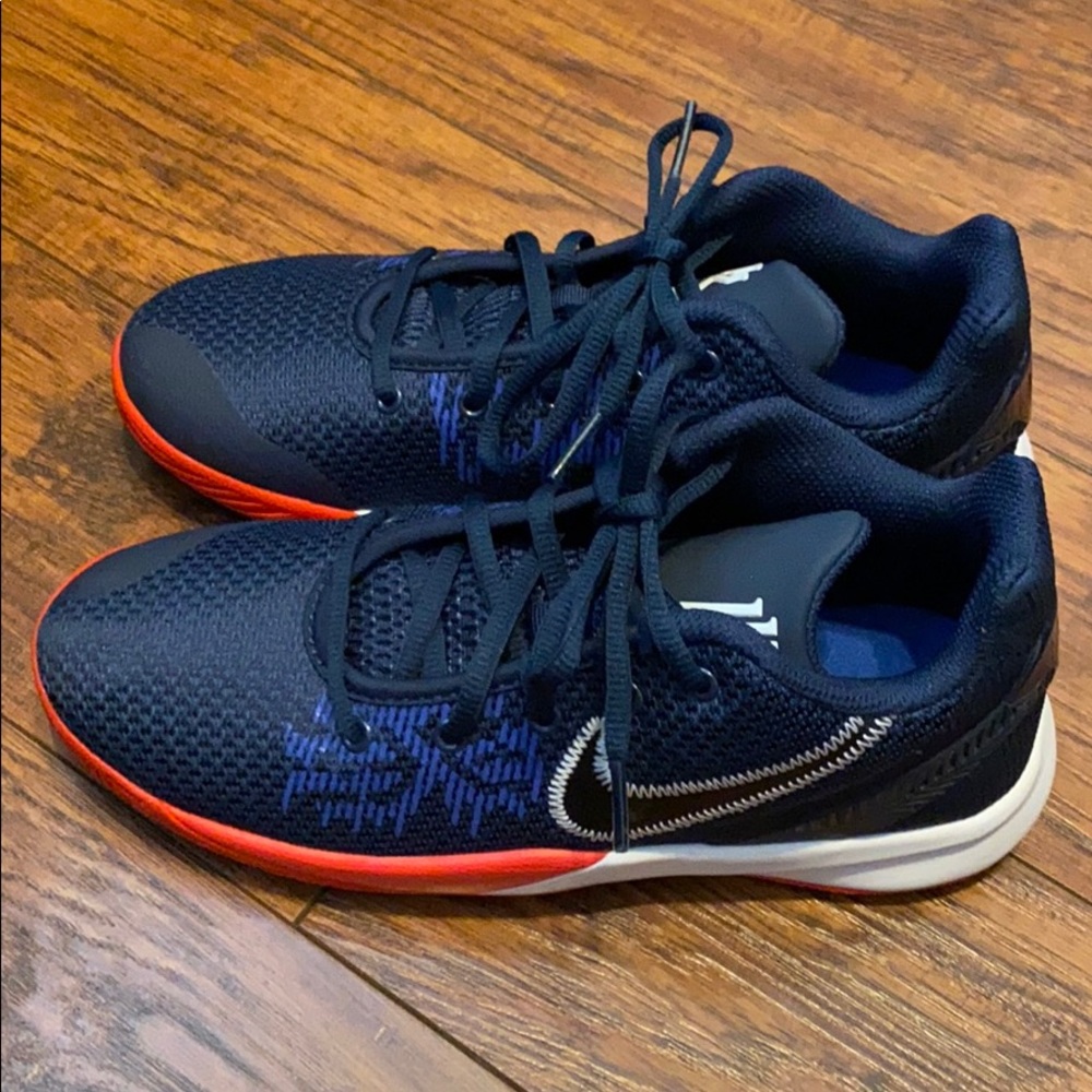 Nike Kyrie Flytrap